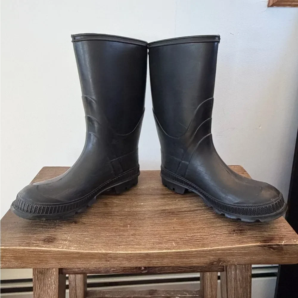 Kamik Kids Tall Black Rubber Rain Boots size 3